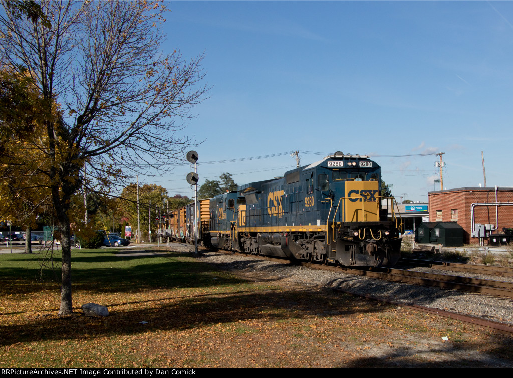 CSXT 9280 Leads WAPO at Congress St. 